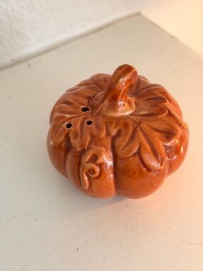 Vintage Ceramic Pumpkin Salt Shaker Fall Halloween Decor Orange
